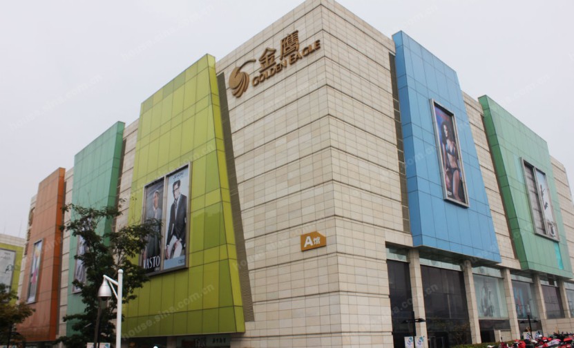 维西金鹰奥莱城